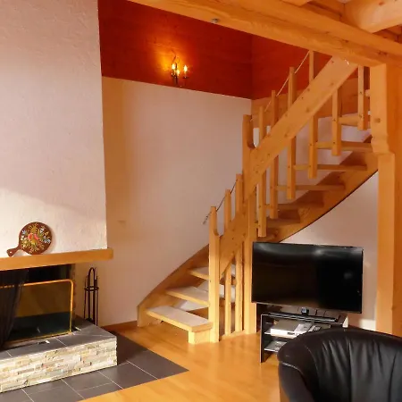 Apartment Casa Almis 3 *